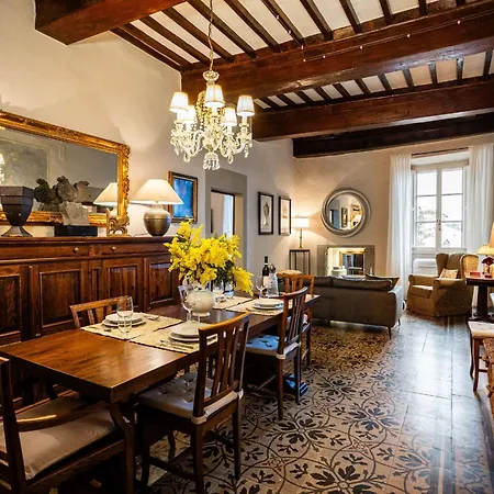 Vittorio Alfieri Apartman